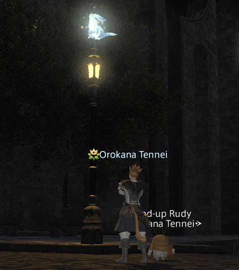 ayo carbuncle lamp post.